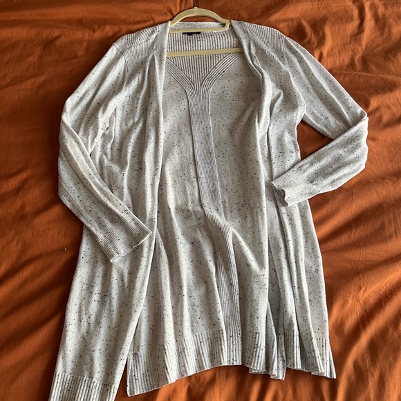 Cardigan - Picture 3 of 3